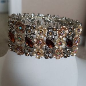 Premier Designs Floral Affair Stretch Bracelet